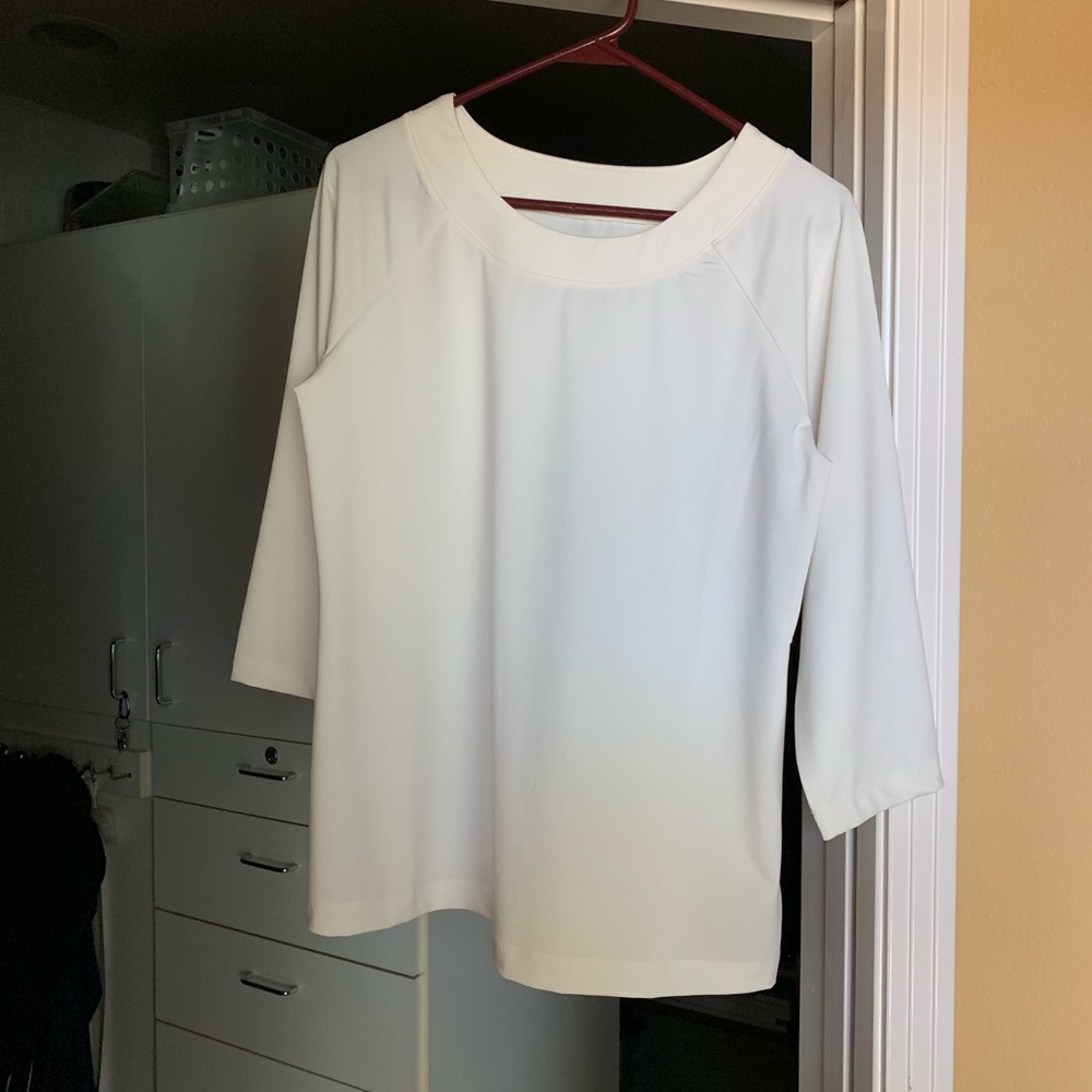 NWOT Susan graver cream top